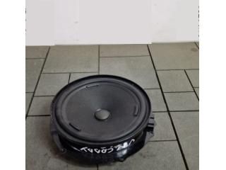 bontott VW CADDY Bal első Hangszóró