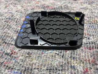 bontott VW CADDY Bal első Kis Hangszóró Burkolat