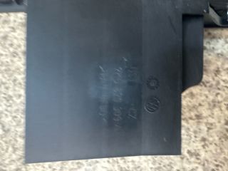 bontott VW CADDY Bal első Külső Kilincs