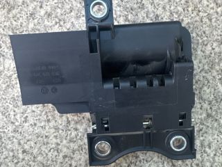 bontott VW CADDY Bal első Külső Kilincs