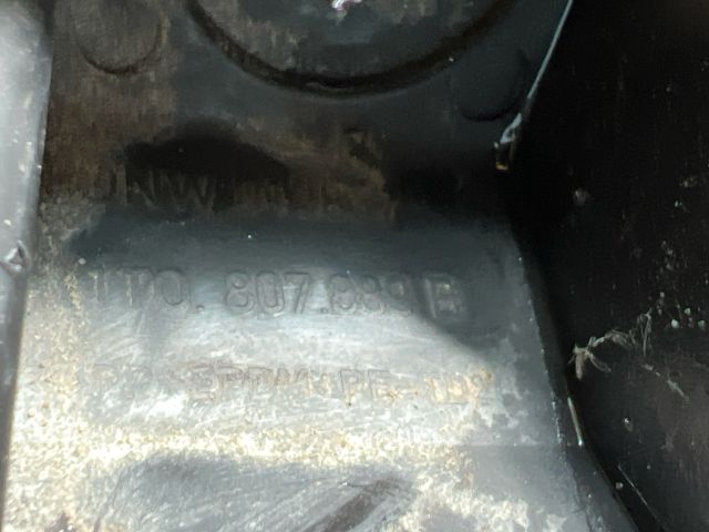 bontott VW CADDY Bal első Oldal Lökhárító Tartó (Műanyag)