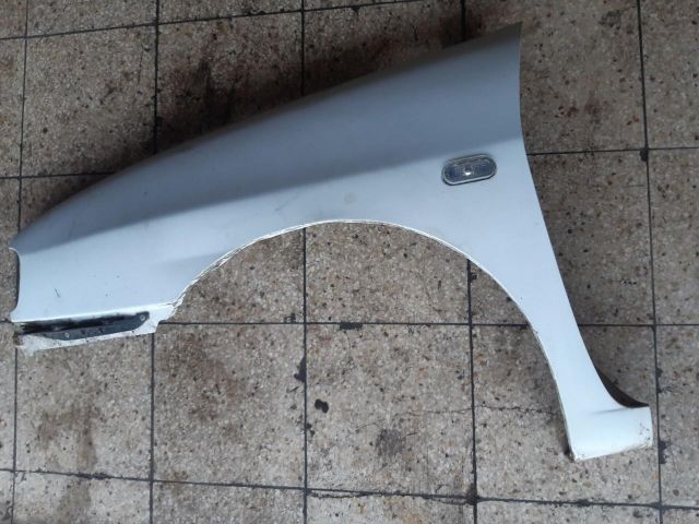 bontott VW CADDY Bal első Sárvédő