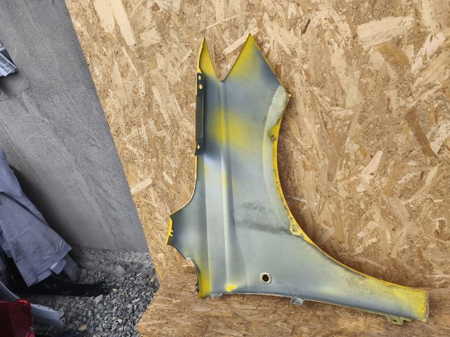 bontott VW CADDY Bal első Sárvédő