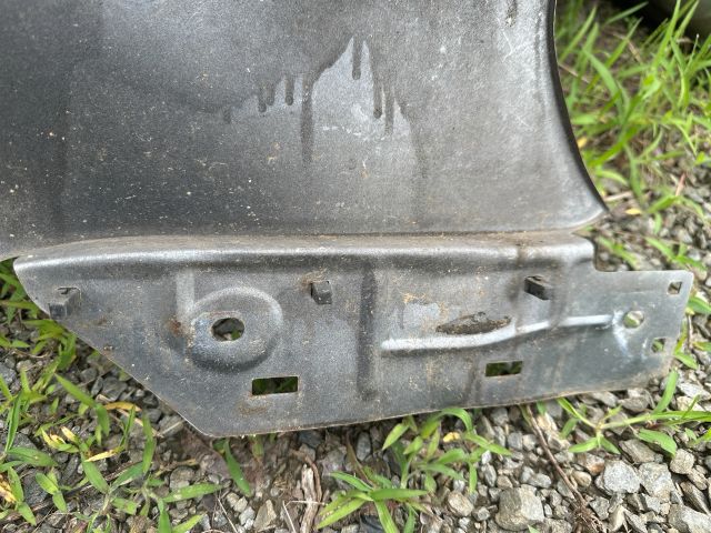 bontott VW CADDY Bal első Sárvédő