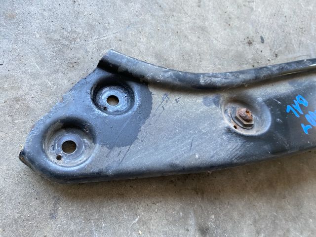 bontott VW CADDY Bal Fényszóró Tartó