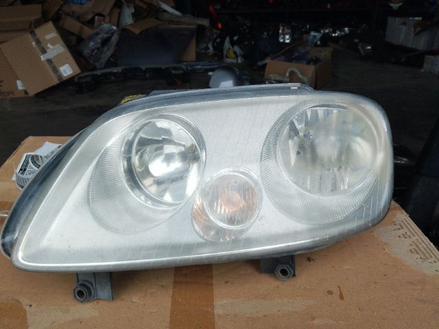 bontott VW CADDY Bal Fényszóró