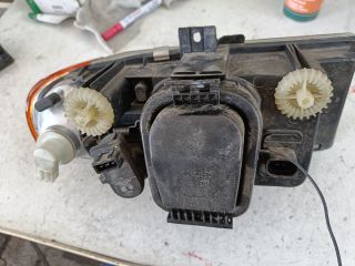 bontott VW CADDY Bal Fényszóró