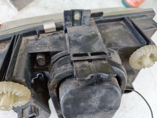 bontott VW CADDY Bal Fényszóró