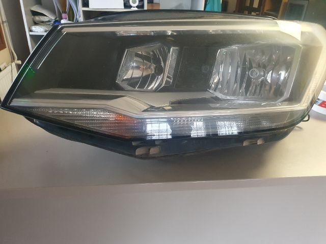 bontott VW CADDY Bal Fényszóró