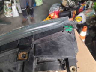 bontott VW CADDY Bal Fényszóró