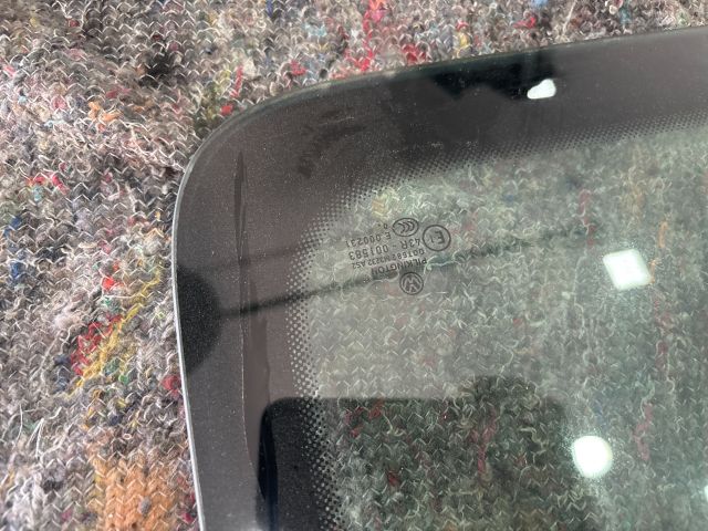 bontott VW CADDY Bal hátsó Ablak