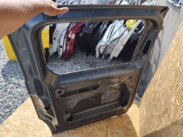 bontott VW CADDY Bal hátsó Ajtó (Üres lemez)