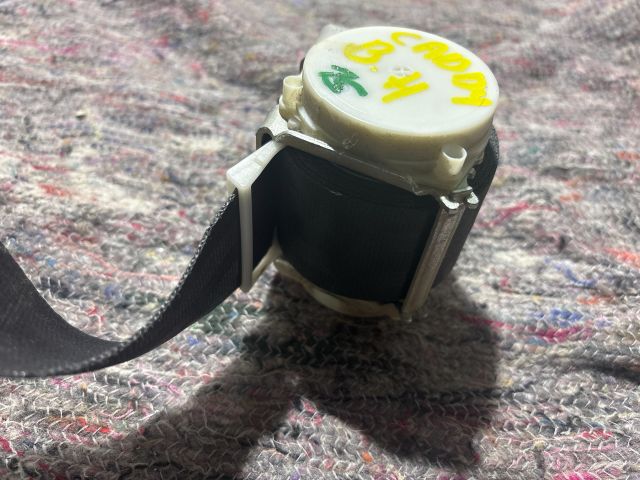 bontott VW CADDY Bal hátsó Biztonsági Öv