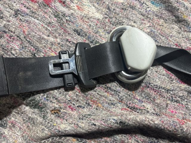 bontott VW CADDY Bal hátsó Biztonsági Öv