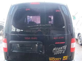 bontott VW CADDY Bal hátsó Csonkállvány Kerékaggyal