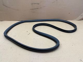 bontott VW CADDY Bal hátsó Gumikéder