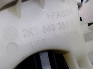 bontott VW CADDY Bal hátsó Külső Kilincsfészek