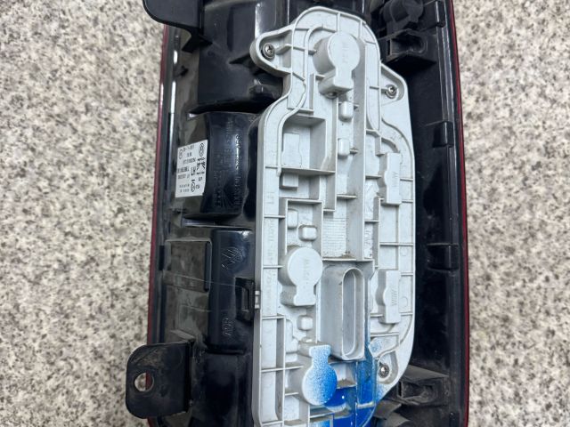 bontott VW CADDY Bal Hátsó Lámpa