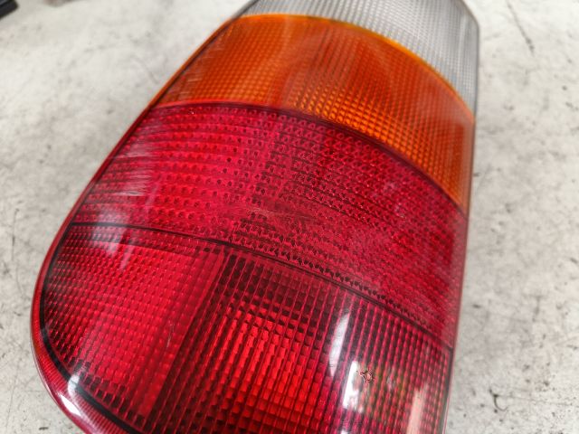 bontott VW CADDY Bal Hátsó Lámpa