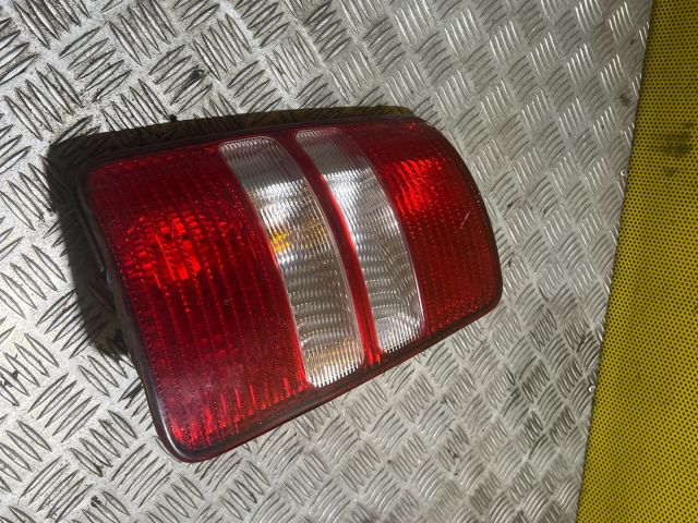 bontott VW CADDY Bal Hátsó Lámpa