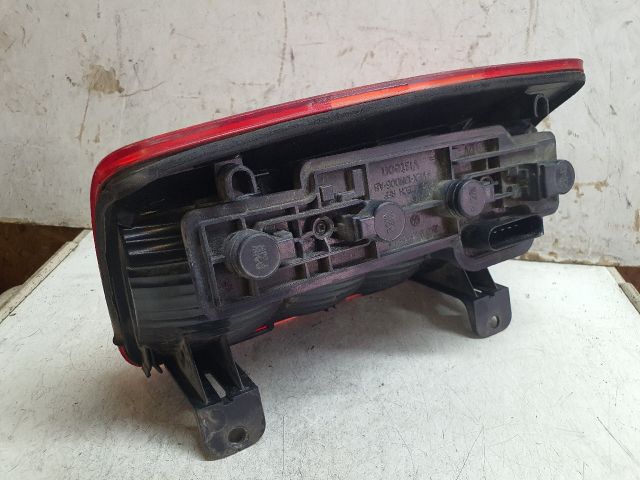 bontott VW CADDY Bal Hátsó Lámpa