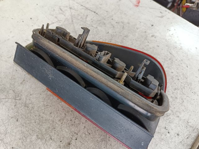 bontott VW CADDY Bal Hátsó Lámpa