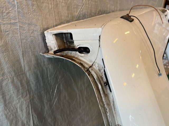 bontott VW CADDY Bal hátsó Negyed Karosszéria Csomag