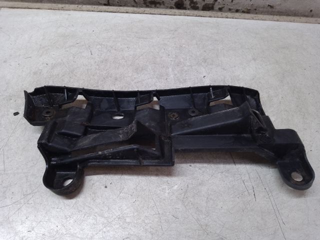 bontott VW CADDY Bal hátsó Oldal Lökhárító Tartó (Műanyag)