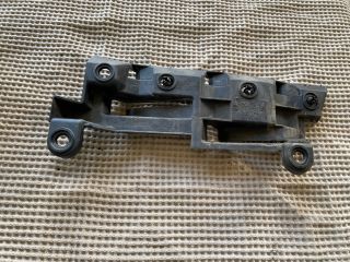 bontott VW CADDY Bal hátsó Oldal Lökhárító Tartó (Műanyag)