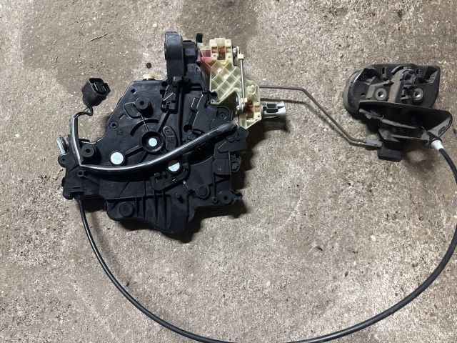 bontott VW CADDY Bal hátsó Tolóajtó Ajtónyitó Szerkezet