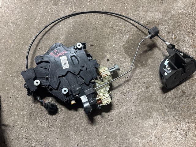 bontott VW CADDY Bal hátsó Tolóajtó Ajtónyitó Szerkezet