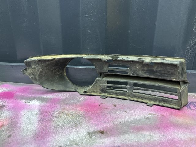 bontott VW CADDY Bal Ködlámpa Rács