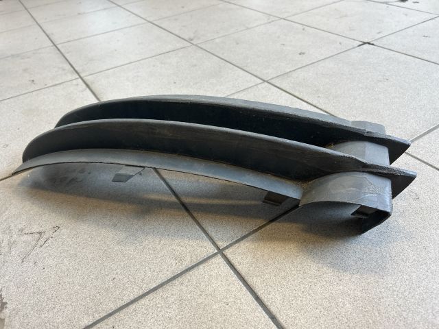 bontott VW CADDY Bal Ködlámpa Rács