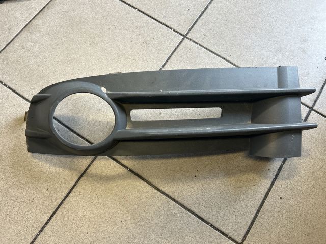 bontott VW CADDY Bal Ködlámpa Rács