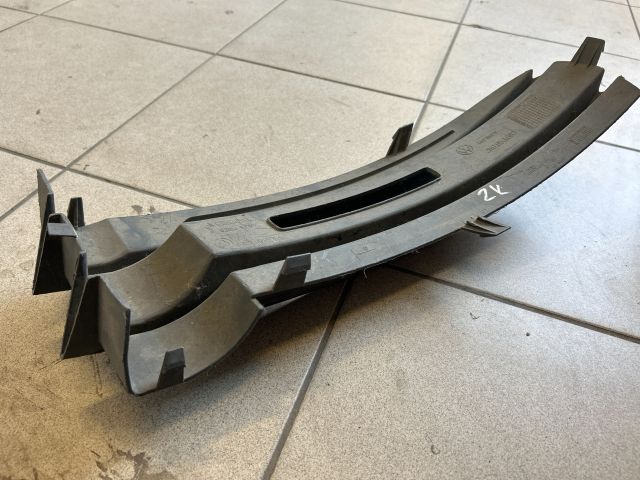 bontott VW CADDY Bal Ködlámpa Rács