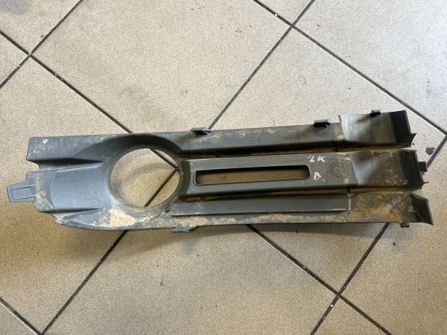 bontott VW CADDY Bal Ködlámpa Rács