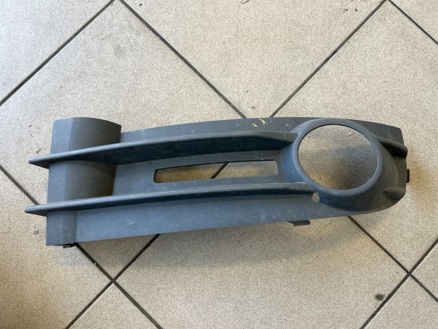 bontott VW CADDY Bal Ködlámpa Rács