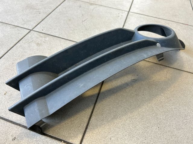 bontott VW CADDY Bal Ködlámpa Rács