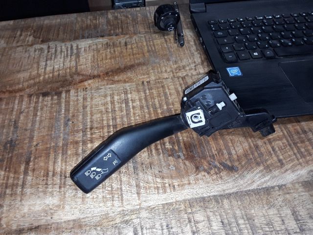 bontott VW CADDY Bal Kormánykapcsoló Irányjelző