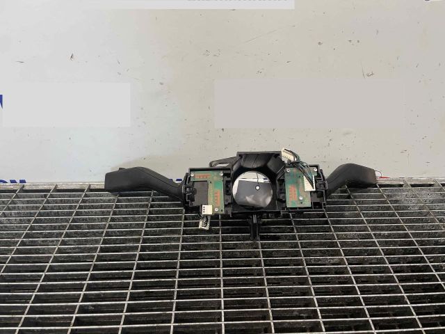 bontott VW CADDY Bal Kormánykapcsoló Irányjelző