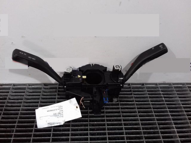 bontott VW CADDY Bal Kormánykapcsoló Irányjelző