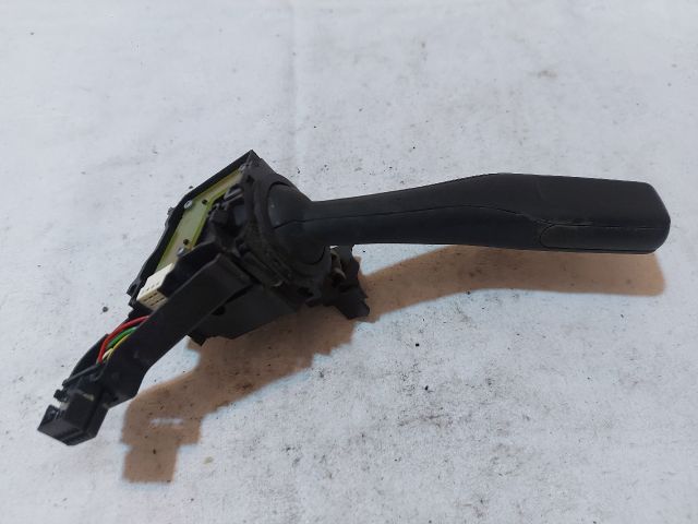 bontott VW CADDY Bal Kormánykapcsoló Irányjelző