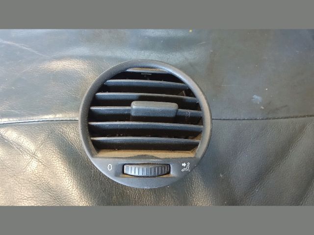 bontott VW CADDY Bal Szellőző