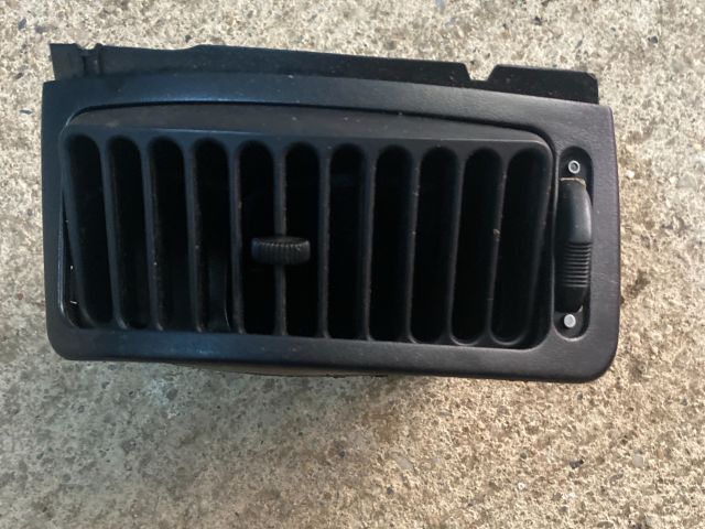 bontott VW CADDY Bal Szellőző