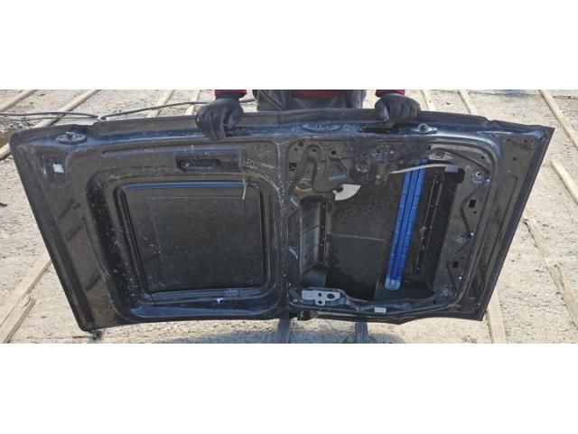 bontott VW CADDY Bal Tolóajtó (Üres lemez)