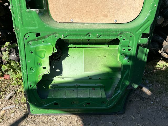 bontott VW CADDY Bal Tolóajtó (Üres lemez)