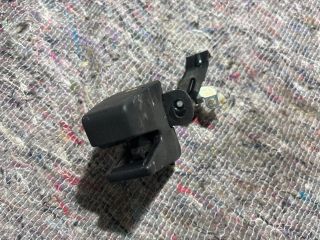 bontott VW CADDY Bal Tolóajtó Zárszerkezet