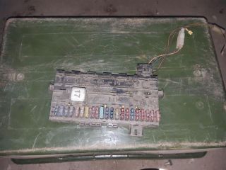 bontott VW CADDY Biztosítéktábla Motortér