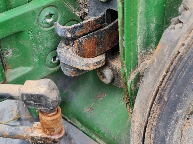 bontott VW CADDY Csomagtérajtó Ajtóhatároló