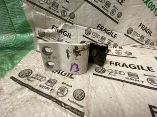 bontott VW CADDY Csomagtérajtó Bal Zsanér